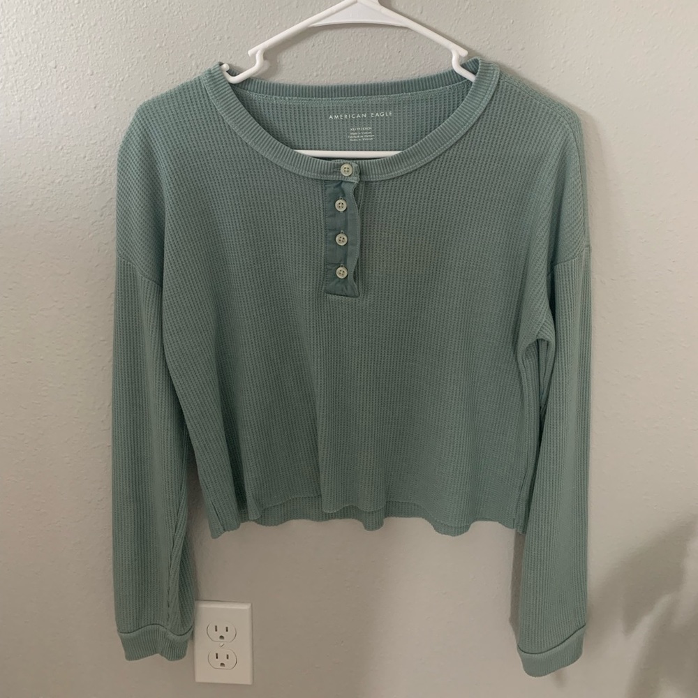 • American Eagle Waffle Long Sleeve •